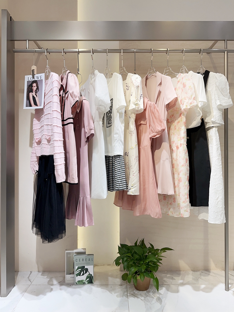 【秋水伊人】25夏 (2).JPG