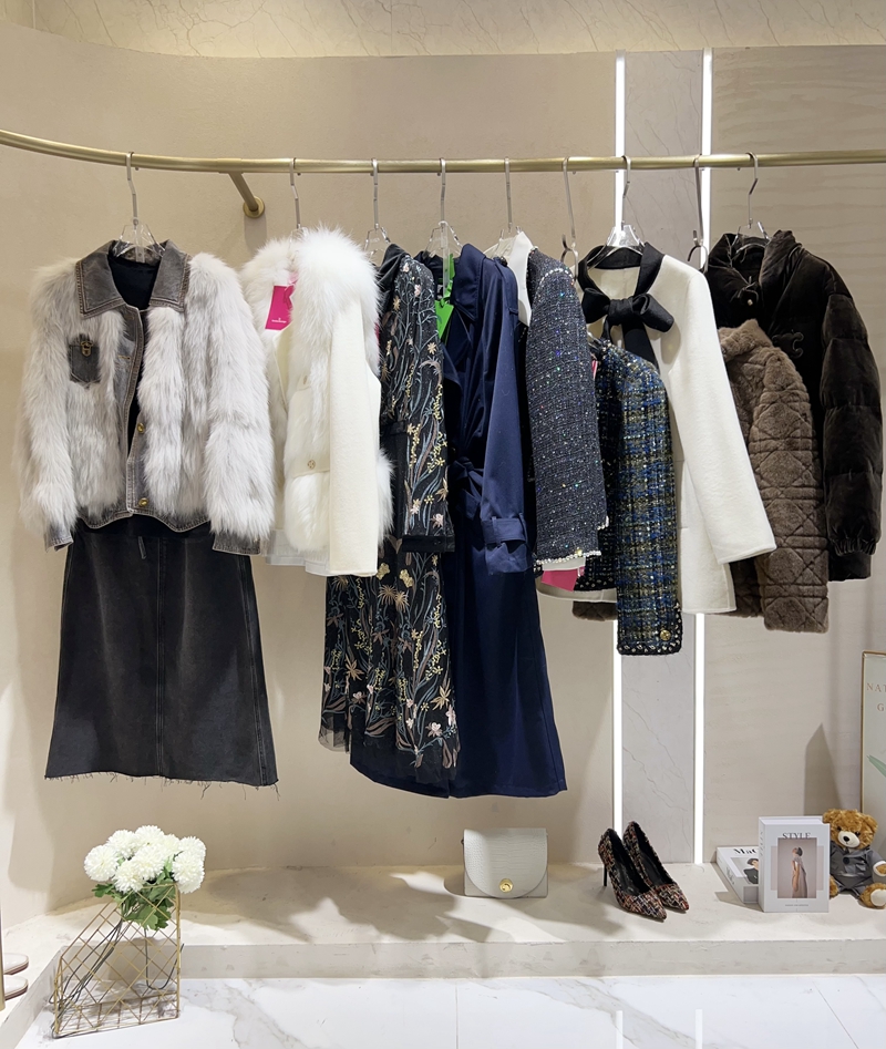 【B CHRISINA BERENGER】24冬 (9).JPG