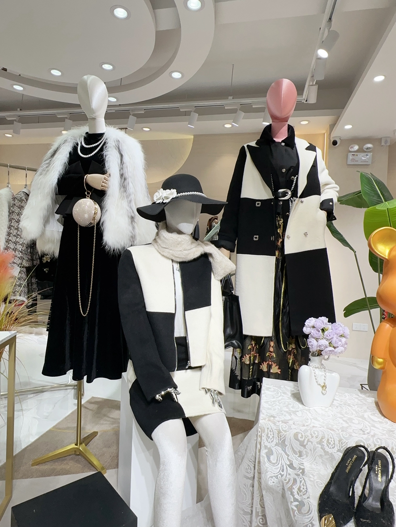 【B CHRISINA BERENGER】24冬 (33).JPG