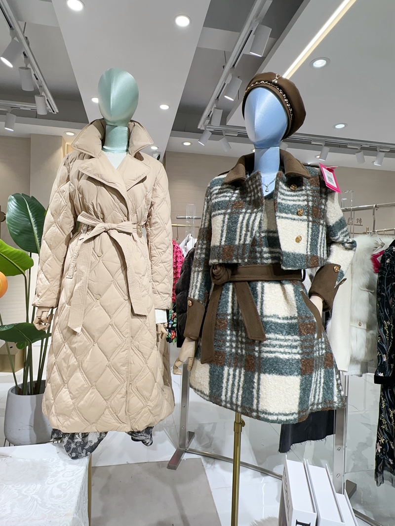 【B CHRISINA BERENGER】24冬 (36).JPG