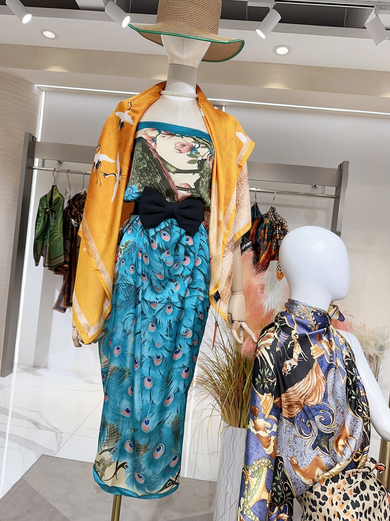 【杭州丝绸-丝纳语】24款丝巾 (16).JPG