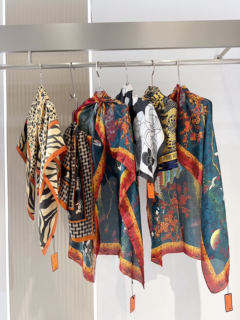 【杭州丝绸-丝纳语】24款丝巾 (15).JPG