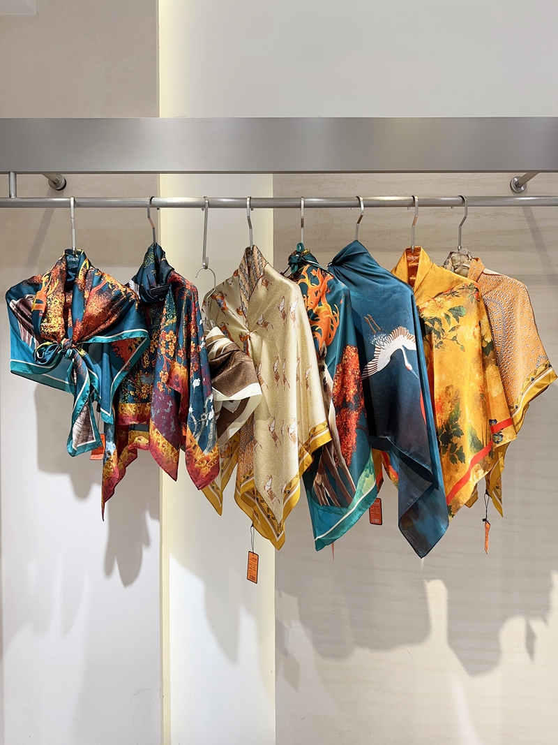 【杭州丝绸-丝纳语】24款丝巾 (10).JPG