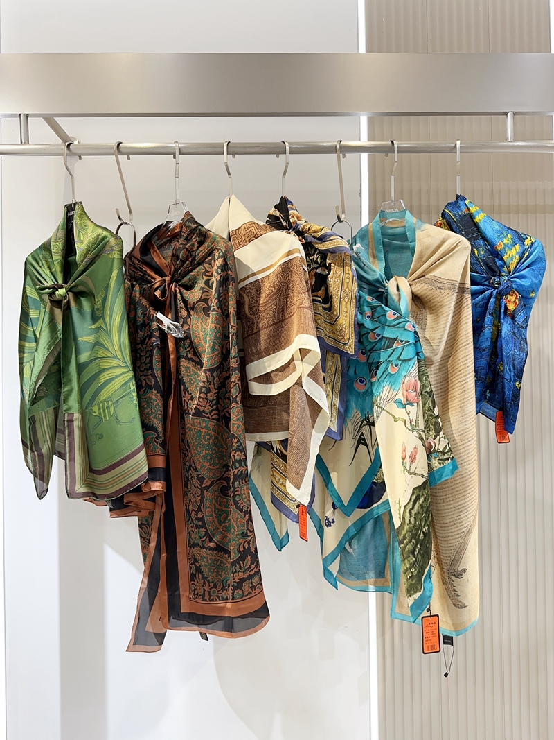 【杭州丝绸-丝纳语】24款丝巾 (12).JPG