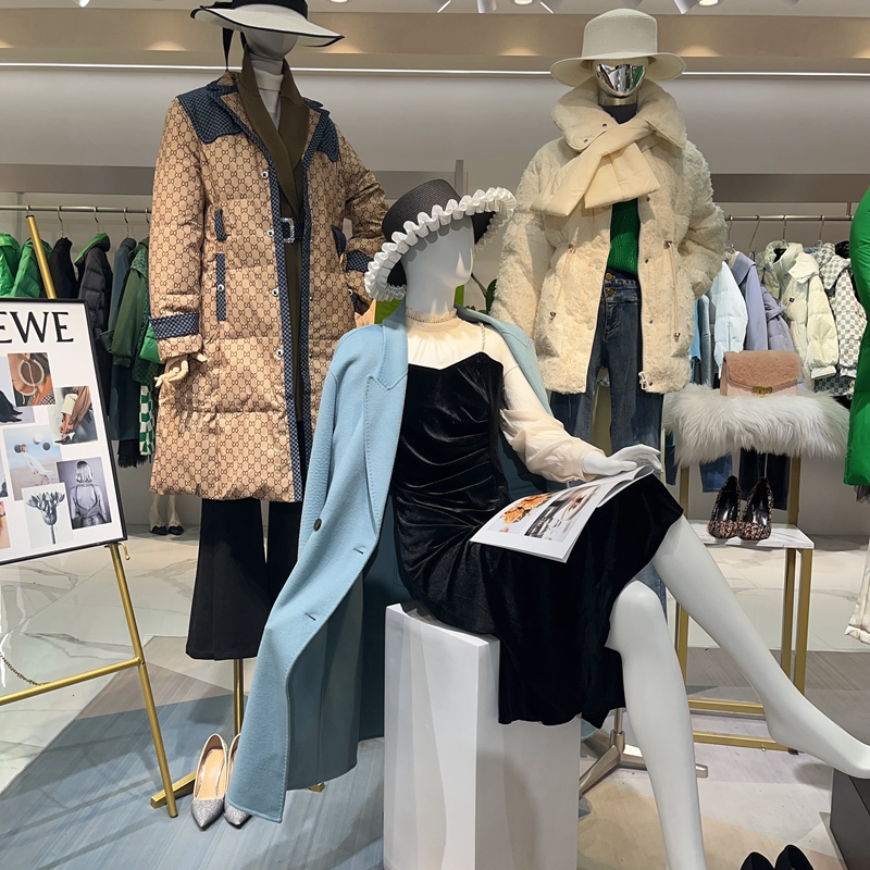 【朗斯莉】23冬12.jpg